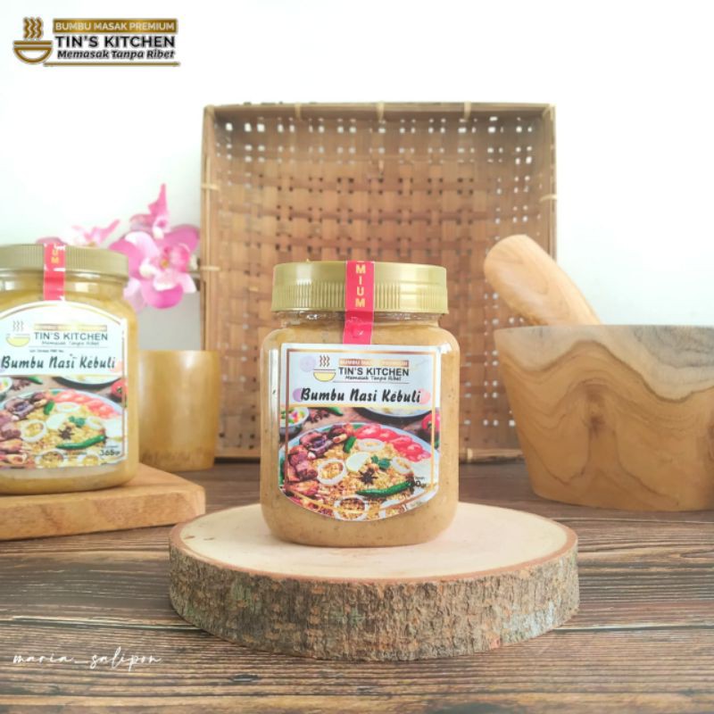 

SERBAYUKO - BUMBU TIN'S KITCHEN BUMBU NASI KEBULI PRAKTIS, ENAK DAN TANPA MSG 220 GRAM