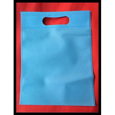 

BEST DEAL TAS SEMINAR SPUNBOND OVAL 20X26 GOODIE BAG SOUVENIR !