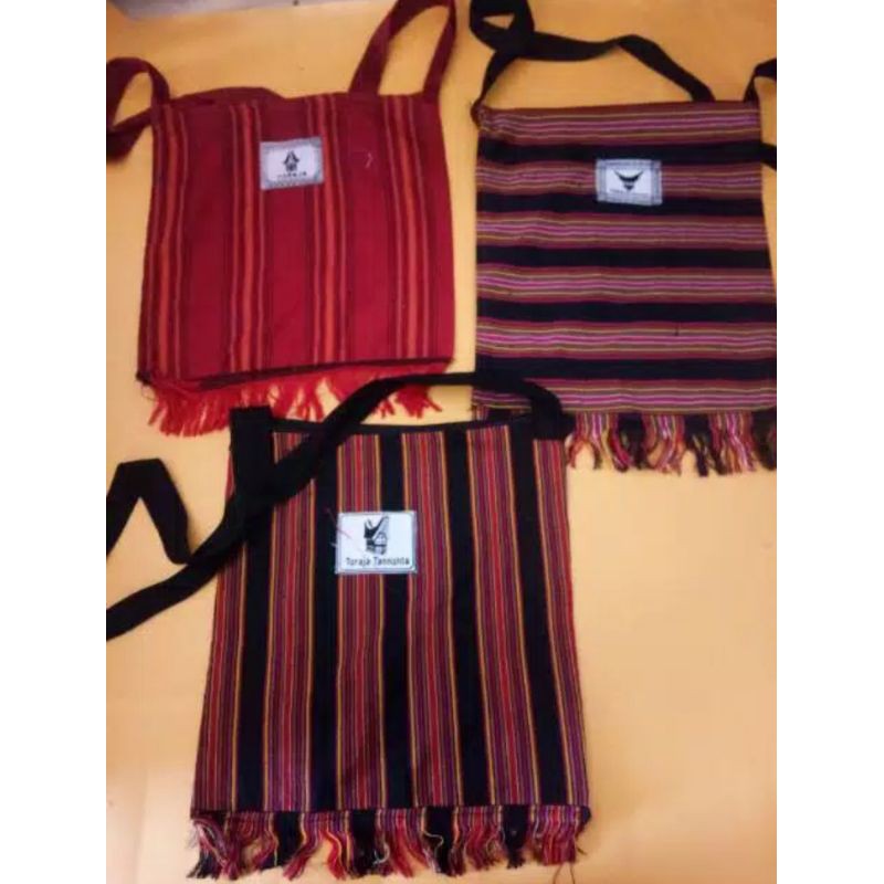 tas selempang toraja