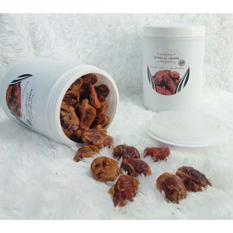 

Kurma Al-Qassim 850GR Sukkari ORI Premium Kualitas 100% ORIGINAL SUPER PREMIUM