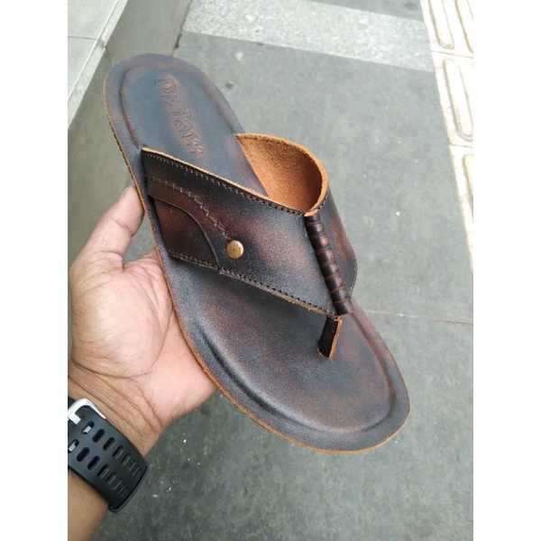 SANDAL KULIT ASLI UNTUK PRIA BERKUALITAS TINGGI