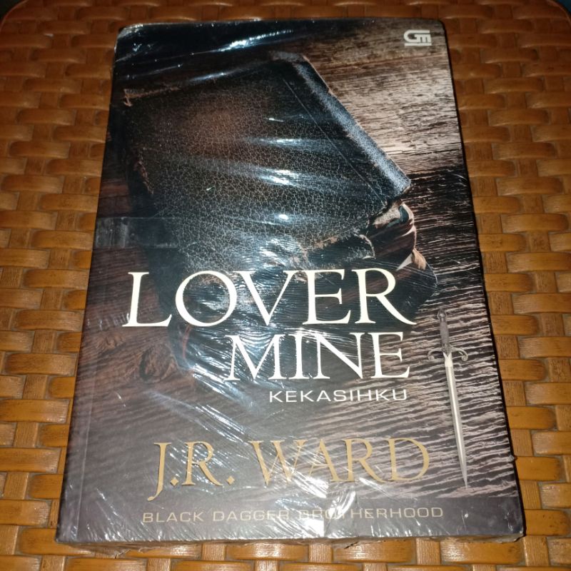 Novel Lover Mine - J.R. Ward