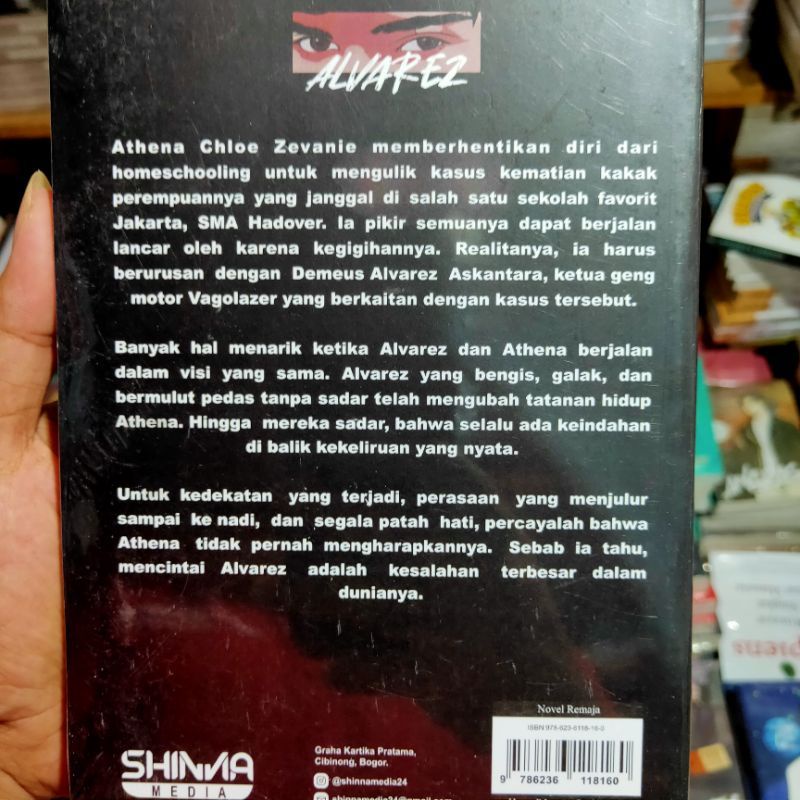 NOVEL ALVAREZ KERTAS BOOKPAPER-1