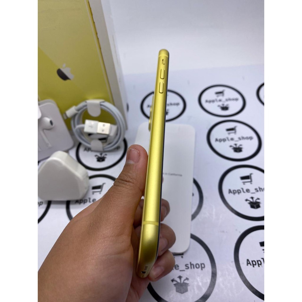 iPhone 11 64gb yellow Lcd Original Mulus Original Bukan Refurbish / Rekondisi