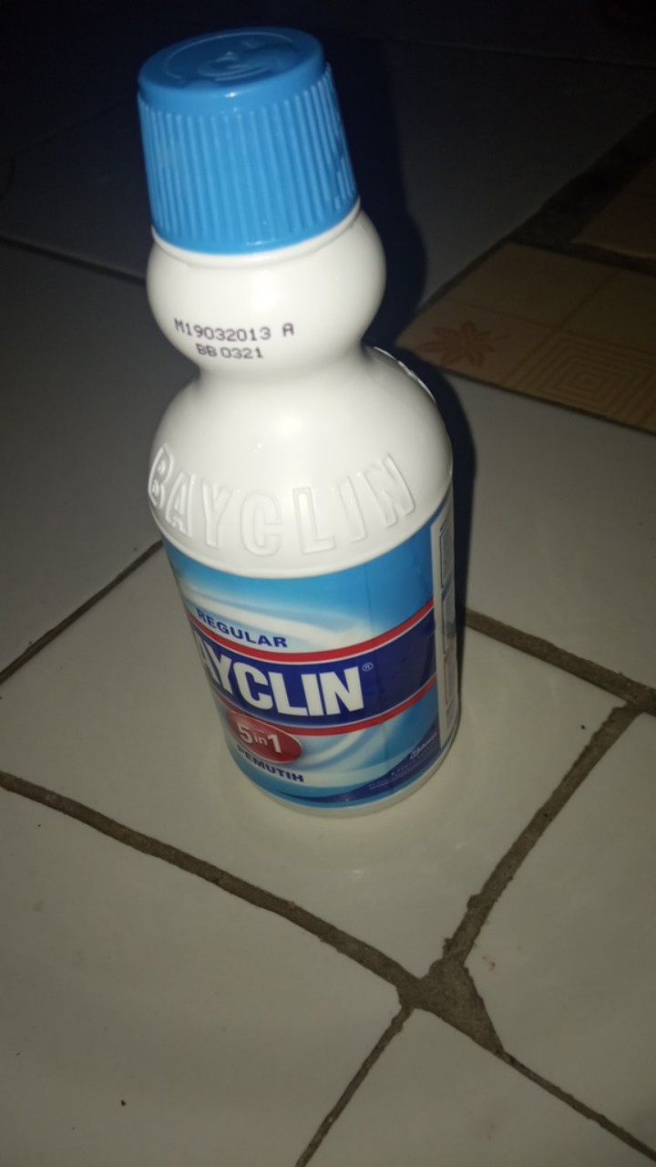 Bayclin Pemutih Disinfektan 200ml