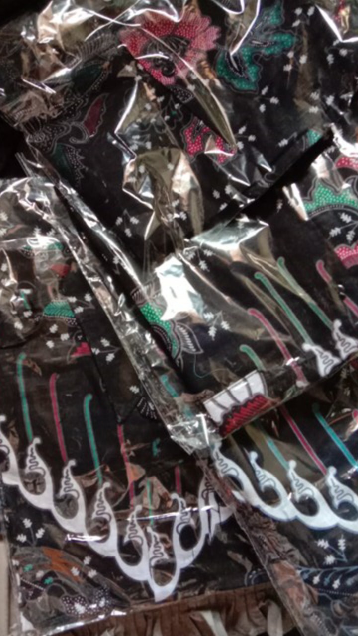 Batik Couple Keluarga Sania Ruffle Ori Ndoro Jowi Dnt Motif Kupu Putih