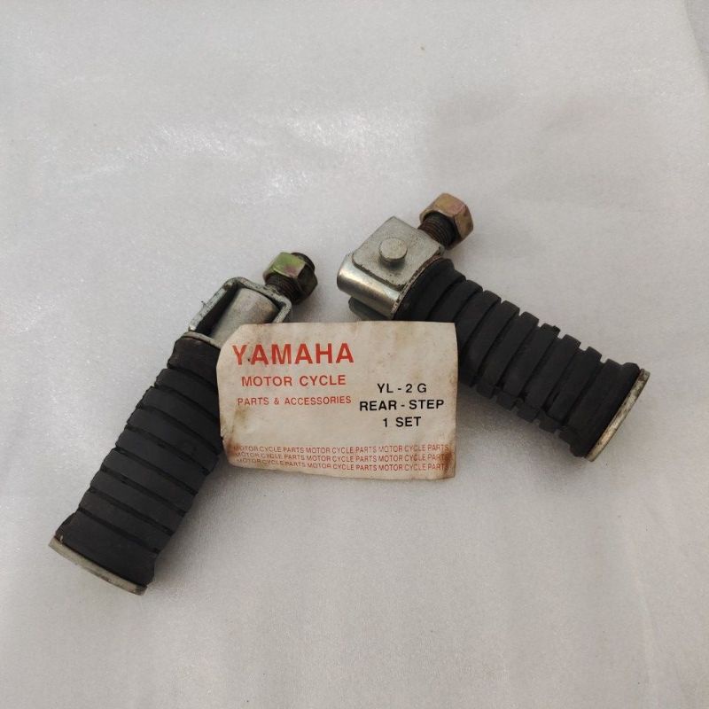 Foot step Injakan Postep Bostep Footstep Stepfoot step belakang sepasang kanan kiri Yamaha V75/V80/L