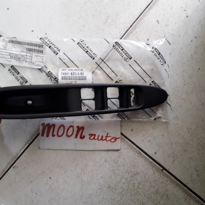 rumah saklar power window depan kanan avanza lama original.