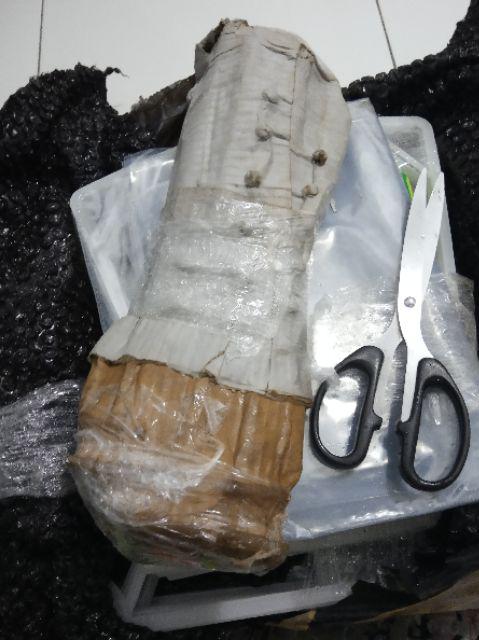 Hanger Suling 6 Paku Pipa Kotak Tekuk U