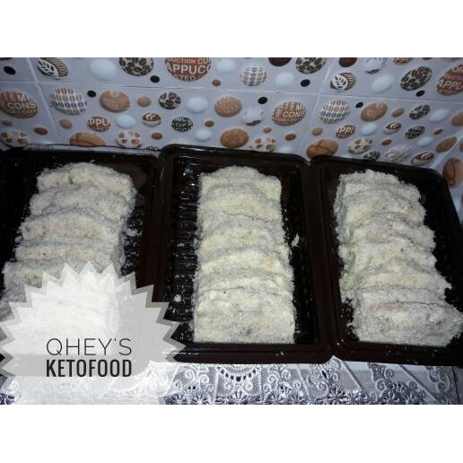

cheesy chicken nugget keto