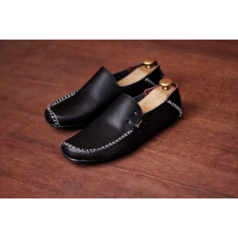 SKO X CEVANY X MOCLEA Sepatu Loafers Slip-On Casual Baham Kulit Asli Buatan Tangan