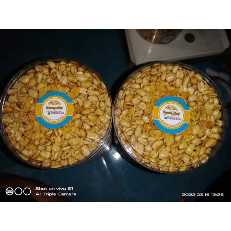 

KACANG BAWANG GORENG 250gr | CEMILAN LEBARAN | EXTRA GARLIC