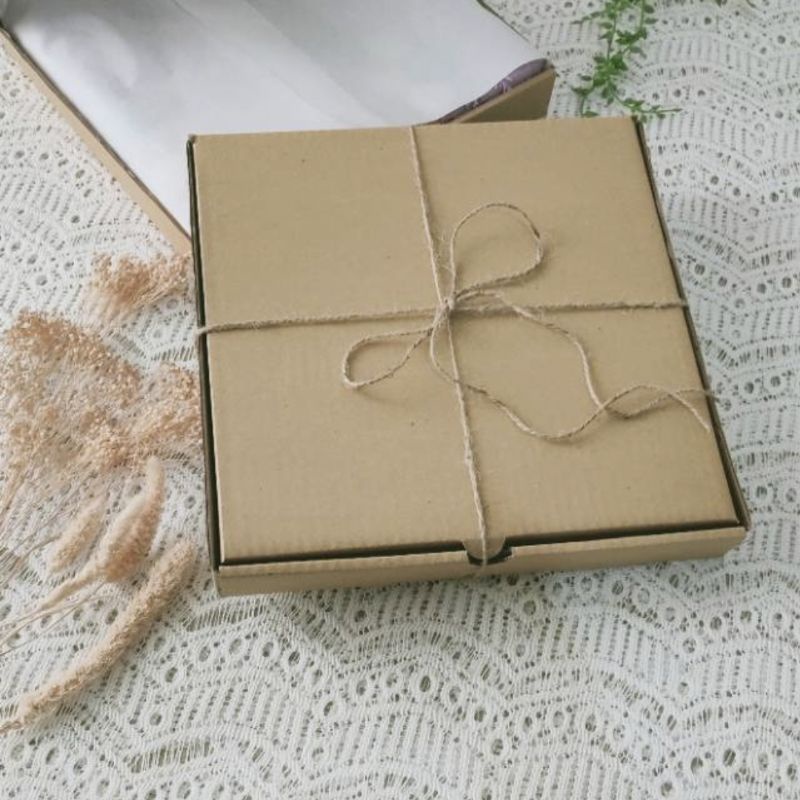 

Gift Box, Kotak Kado, Pembungkus Kado, bungkus kado