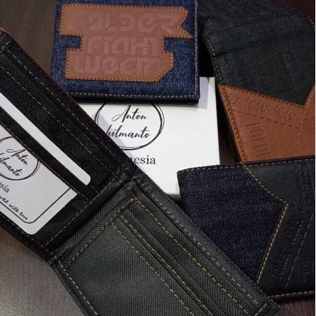 dompet pria dan remaja bahan denim levis model tempel yang keren dari anton hilmanto #dompetcowok #dompetremaja #dompetanak #dompetpria #dompet