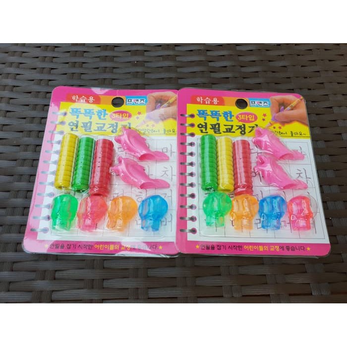 

Dijual KEPERLUAN STATIONERY PENCIL GRIP CORRECTION HOLD HELPER PENCIL 2538 Murah