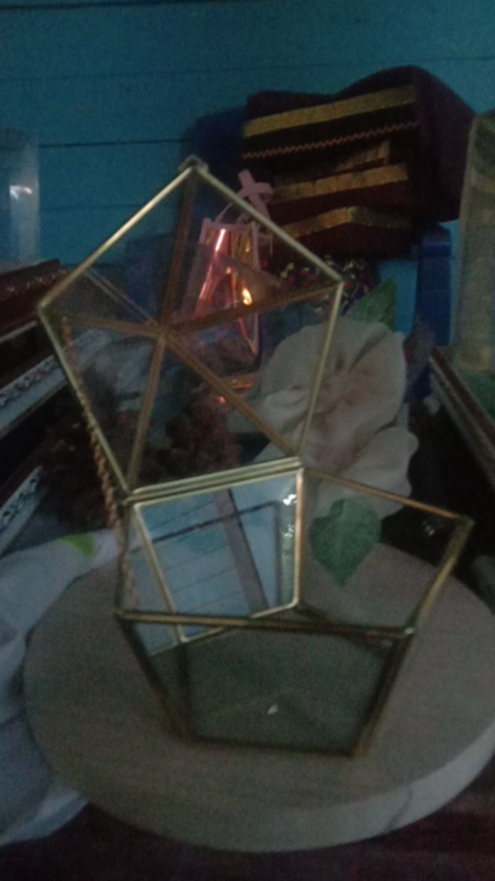 Ring Bearer Kaca Terarium
