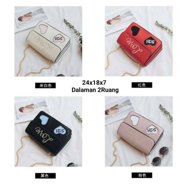 Tas Selempang Love Tali Rantai Bahan Taiga Ukuran 24x18 Warna Hitam Cream Peach Merah