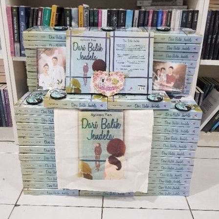 READY Buku Novel Dari Balik Jendela by Ayleen Tan + Bonus