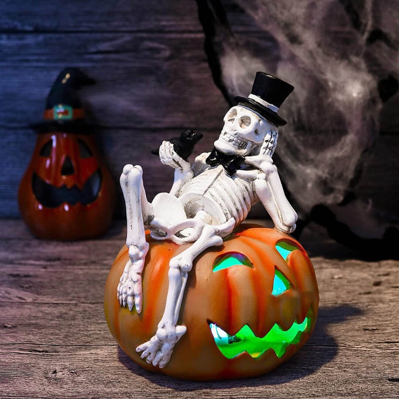 Lampu LED Bentuk Labu Tengkorak Bahan Resin Untuk Dekorasi Pesta Halloween