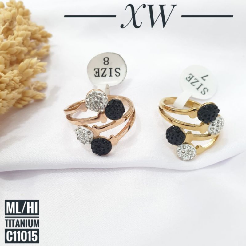 Cincin Titanium Mix Warna Zircon Hitam C11015