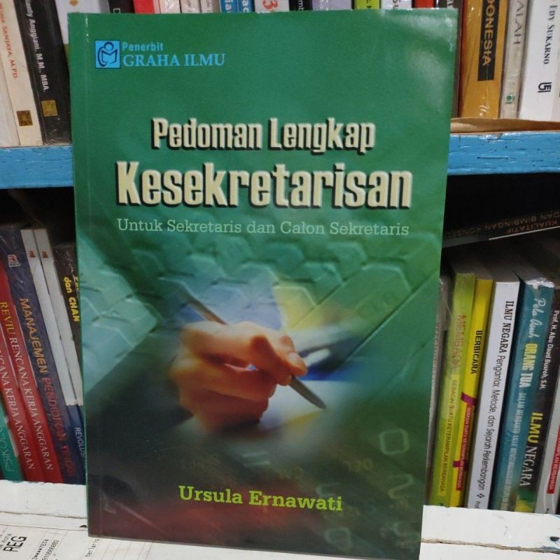 

Buku Pedoman Lengkap kesekretarisan original terlaris dan termurah