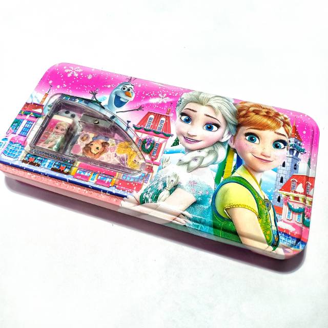 

Kotak Pensil Kaleng Frozen / Tempat Pensil Kaleng Frozen