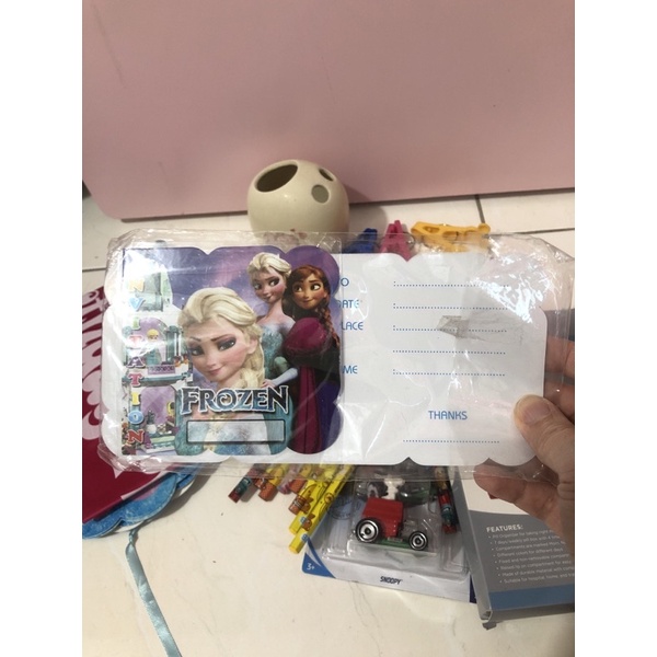 

kartu undangan frozen isi 10 lbr