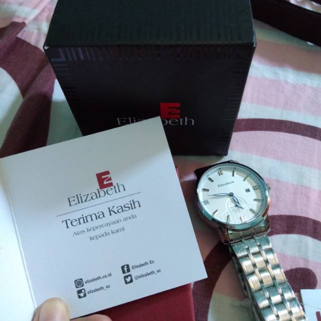 Jam tangan Elizabeth