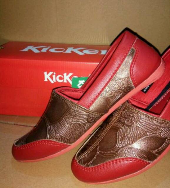 Sepatu kickers cewe murah