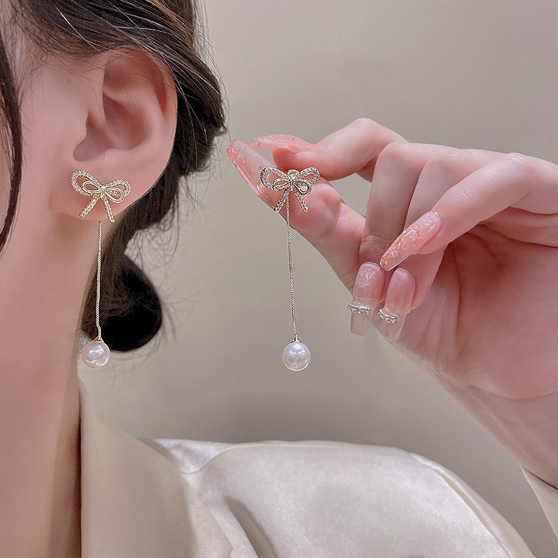 Anting Stud Panjang Desain Pita Bahan 925 silver needle Untuk Wanita