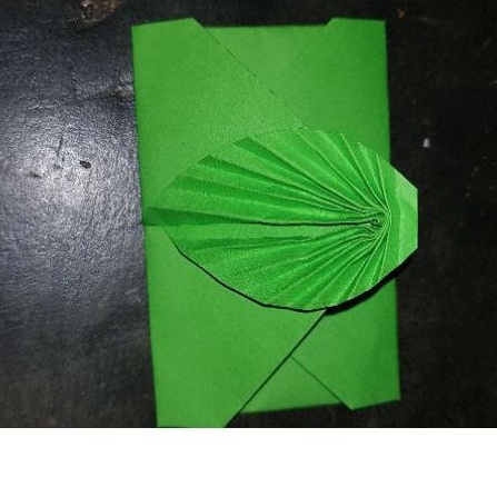 

amplop daun origami