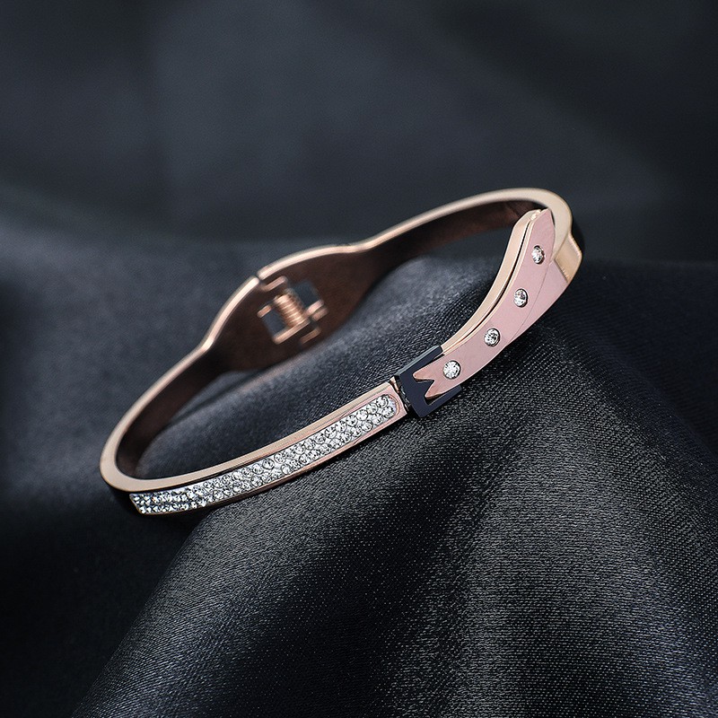 Aksesoris titanium import Gelang Bangle Model Sabuk anti karat bisa COD