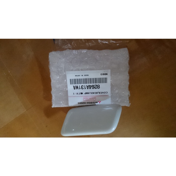 Tutup washer wiper lampu pajero