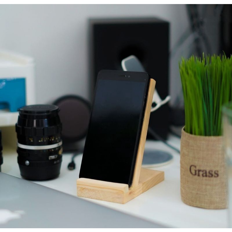Stand Hp/Stand holder kayu/Tempat dudukan hp(081217)
