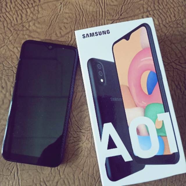 Handphone Android Samsung A01
Warna HITAM