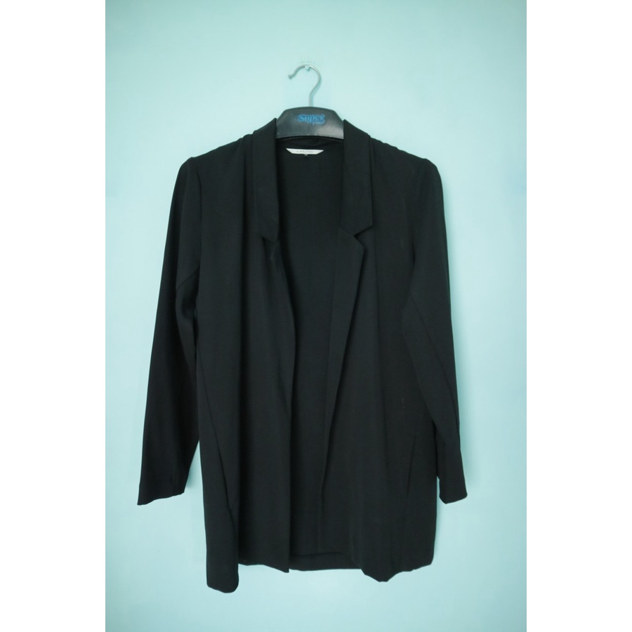 PrelovedOuterWanitaValino