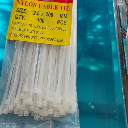 

✽ cable tie/kabeltis uk 2.5x 20cm isi 100pcs ♜