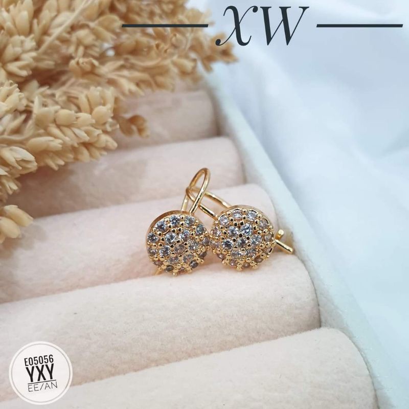 Anting Yaxiya Zircon Bulat Warna Gold E05056