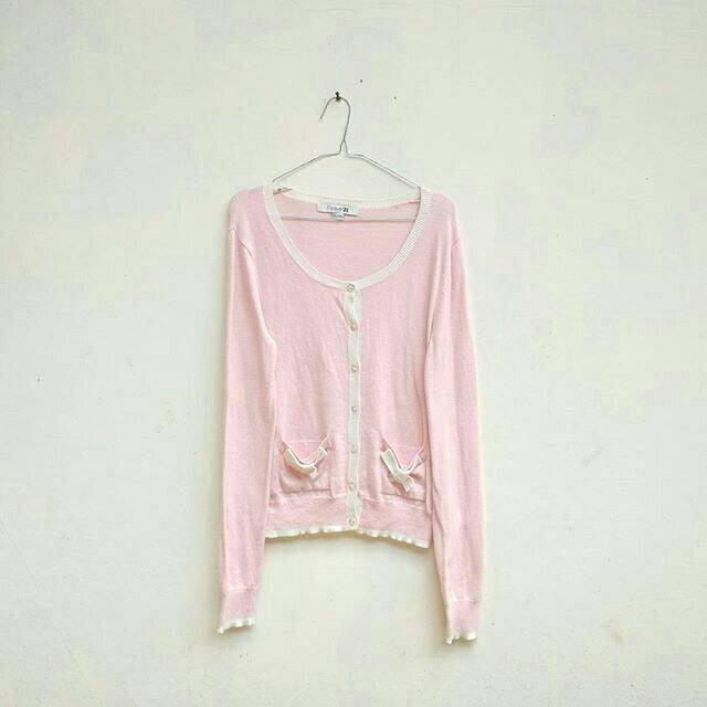 PRELOVED CARDIGAN F21