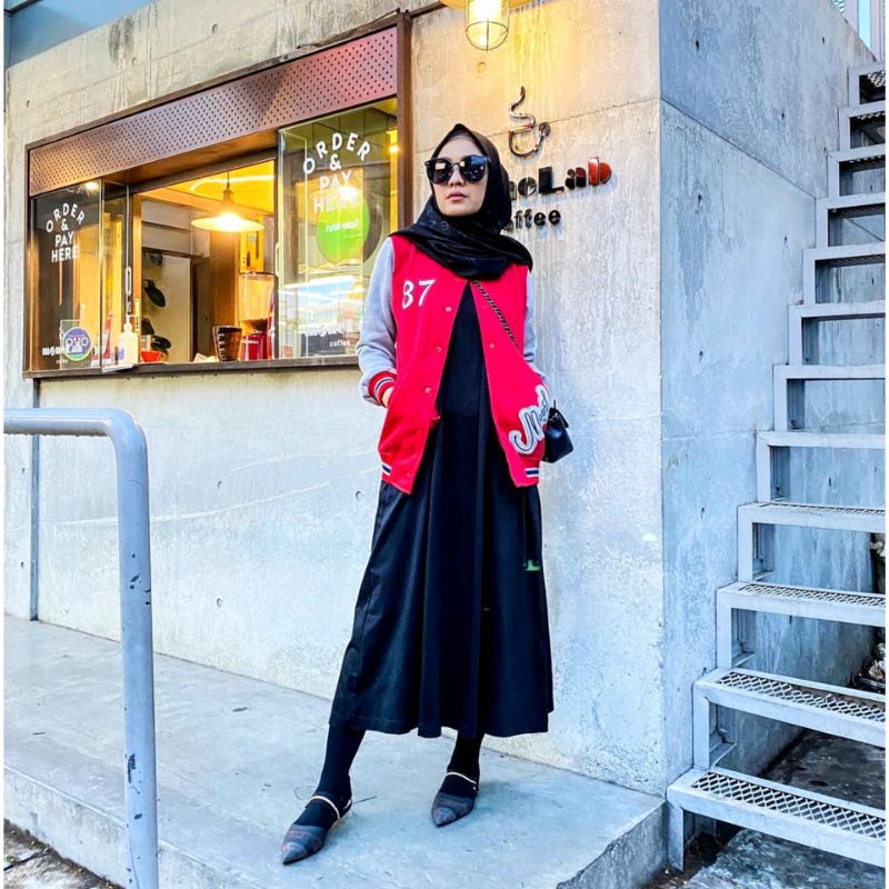 JACKET MONEL MAKA BASEBALL