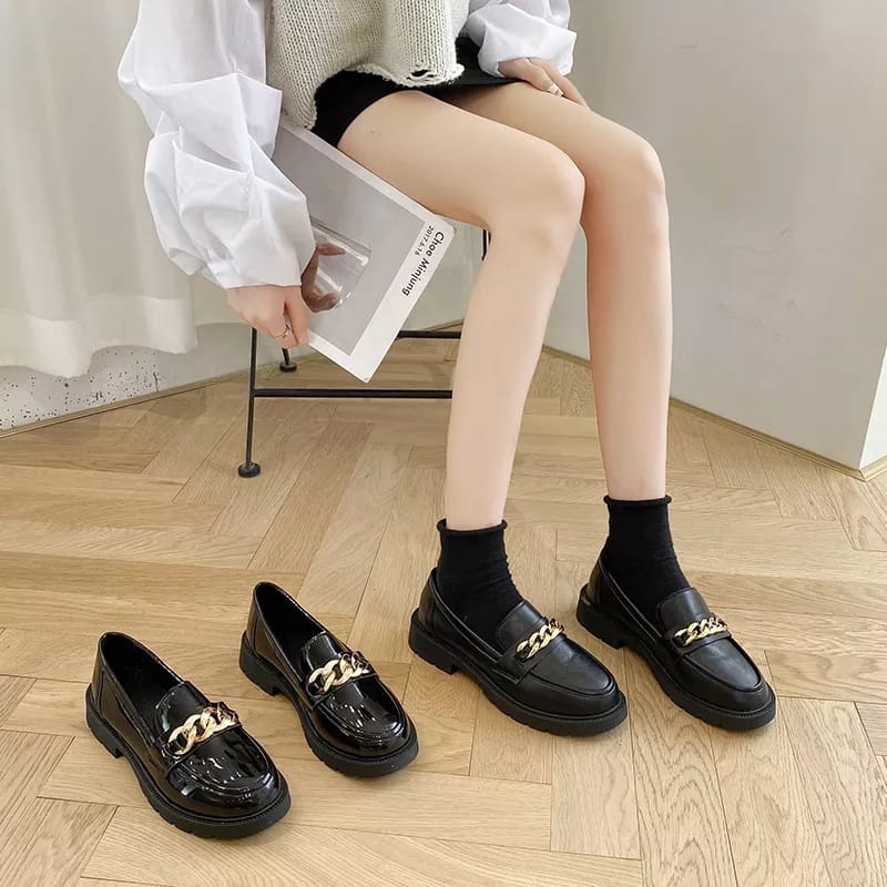 fakhrieshop- SEPATU DOCMART LOAFERS '' LARISSA '' BLACK DOF AND GLOSY STYLE RANTAI PREMIUM GS09