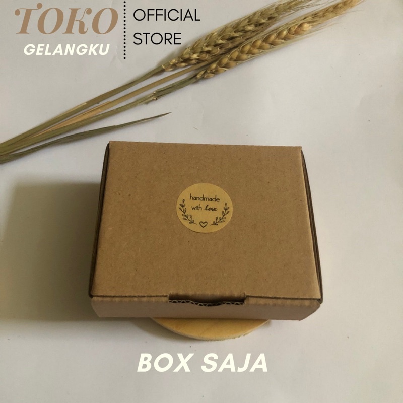 Box hampers coklat ukuran 9x7cm untuk kotak gelang