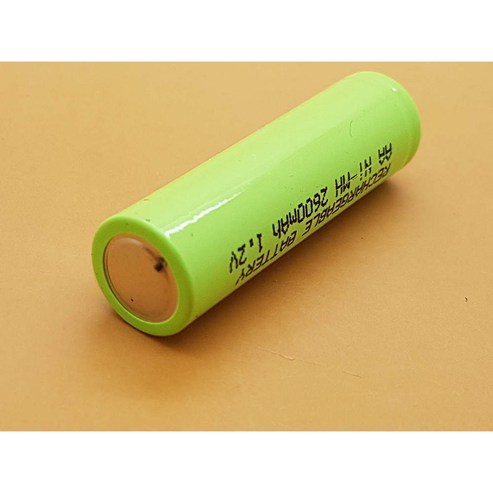 RECHARGEABLE BATTERY AA NI-MH 2600mAh 1.2V / batterai charger