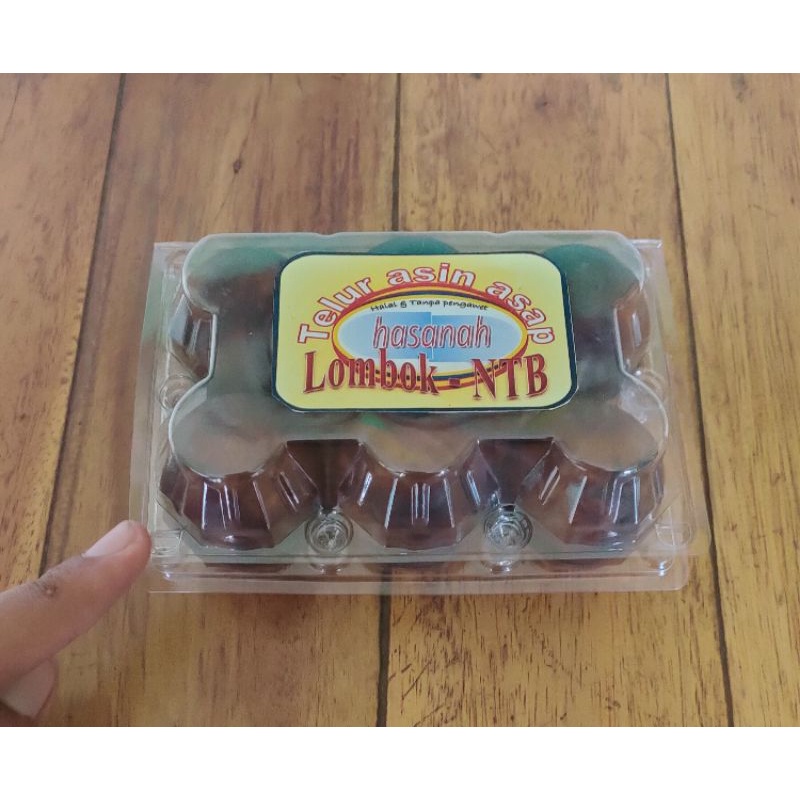 

TELUR ASIN ASAP KHAS LOMBOK RASAKAN KENIKMATAN TELUR ASIN ASAP