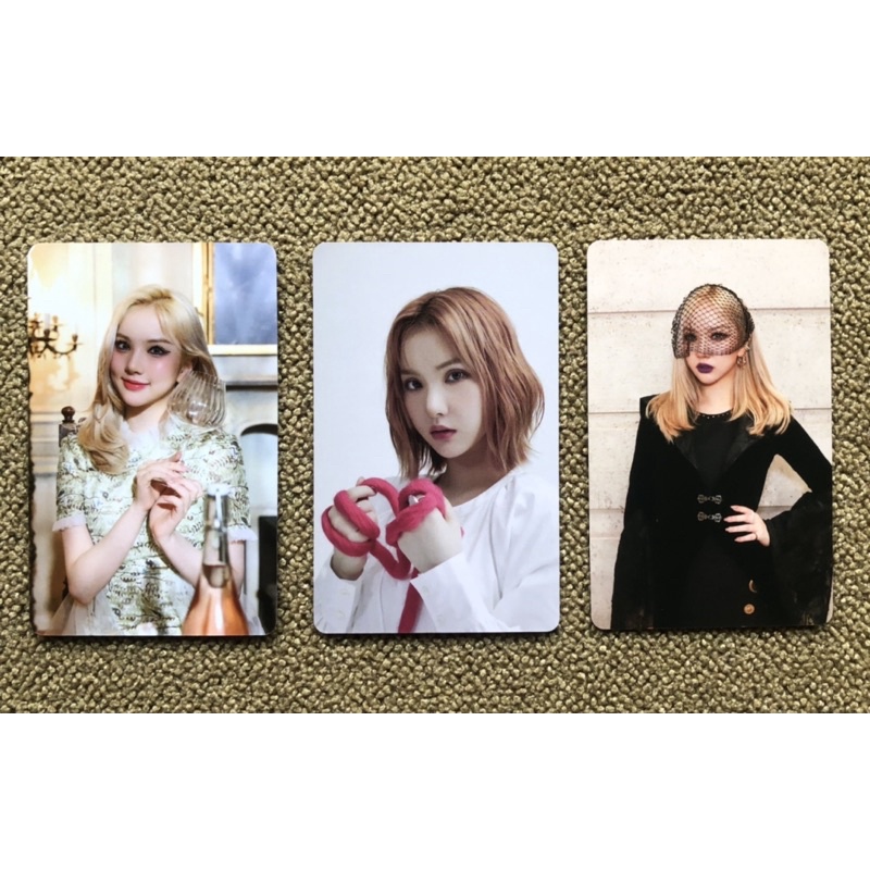 PHOTOCARD EUNHA OFFICIAL ALBUM SONG OF THE SIRENS & PHOTOCARD EUNHA LABYRINTH