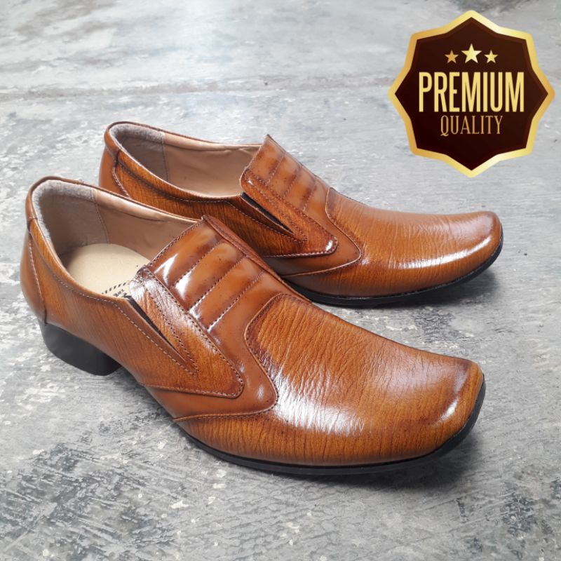 Sepatu Pantofel Pria Formal Kulit Asli Lancip Premium