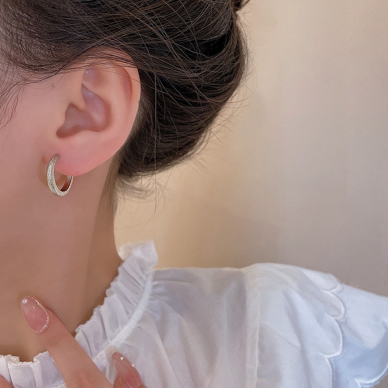 Anting Tusuk Bentuk Lingkaran Bahan 925 silver Untuk Wanita