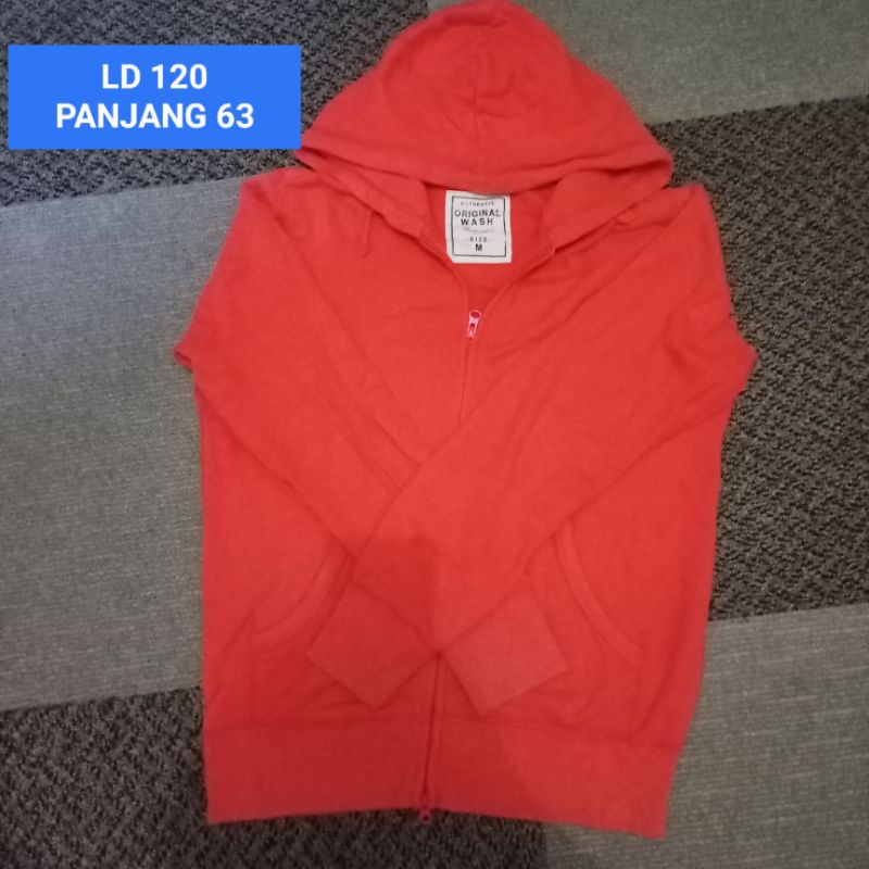 HOODIE BRAND UNIQLO