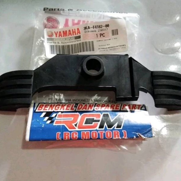 DAMPER LOCATING KARET GANJEL GANJAL BAWAH TANGKI RX KING RXKING BELAKANG TENGAH ORI ORI GINAL YAMAHA YGP ASLI 3KA-F4182-00