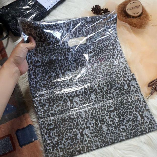 Promo Isi 100 Lembar - Kantong Plastik Motif Kresek 35×45 Cm - Plastik Packing Online Shop - Kresek